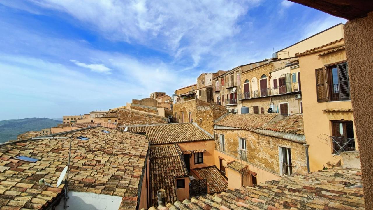 Afena Rent Bedrooms Agrigento Bagian luar foto