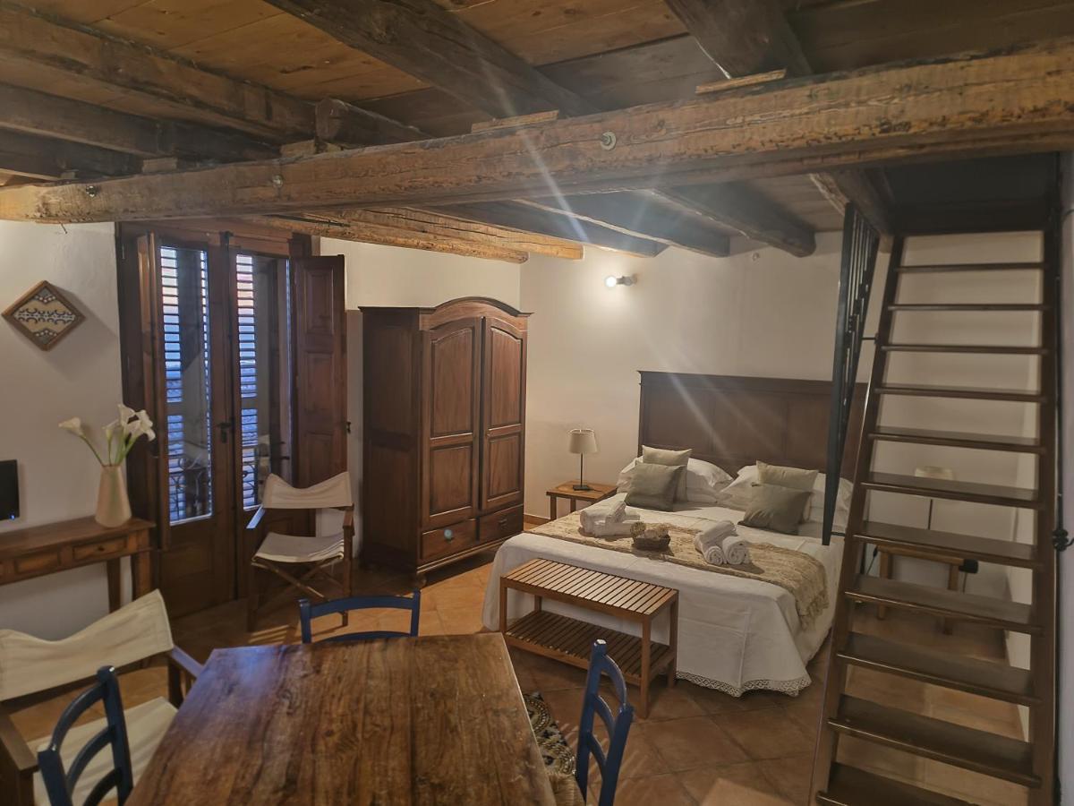 Afena Rent Bedrooms Agrigento Bagian luar foto