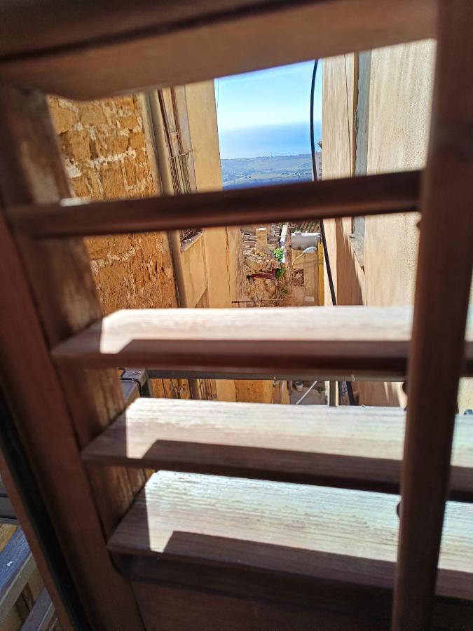 Afena Rent Bedrooms Agrigento Bagian luar foto
