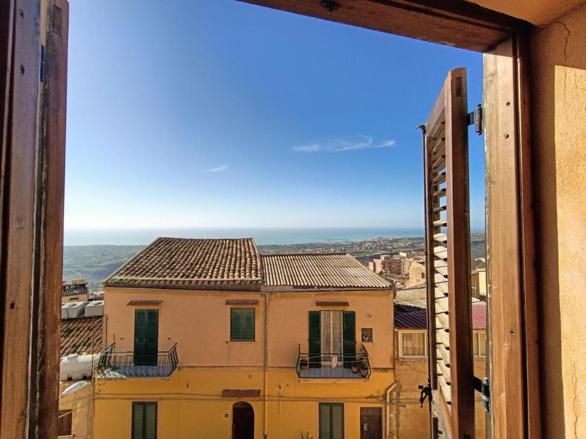 Afena Rent Bedrooms Agrigento Bagian luar foto