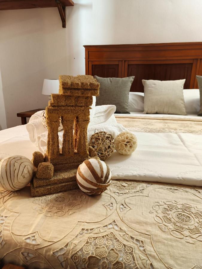 Afena Rent Bedrooms Agrigento Bagian luar foto