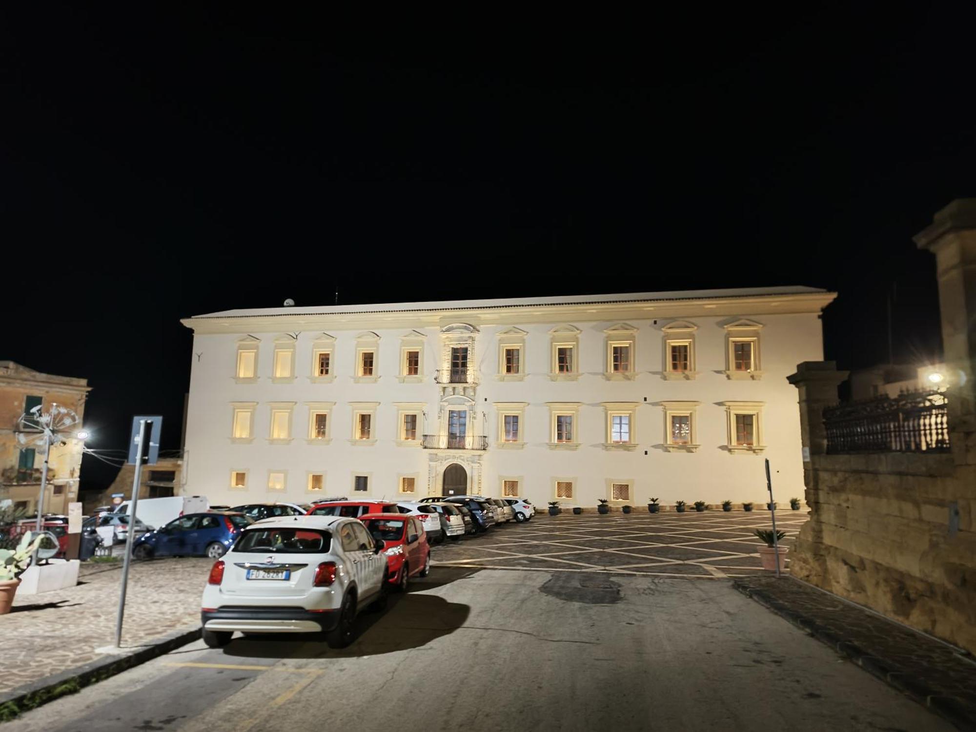 Afena Rent Bedrooms Agrigento Bagian luar foto